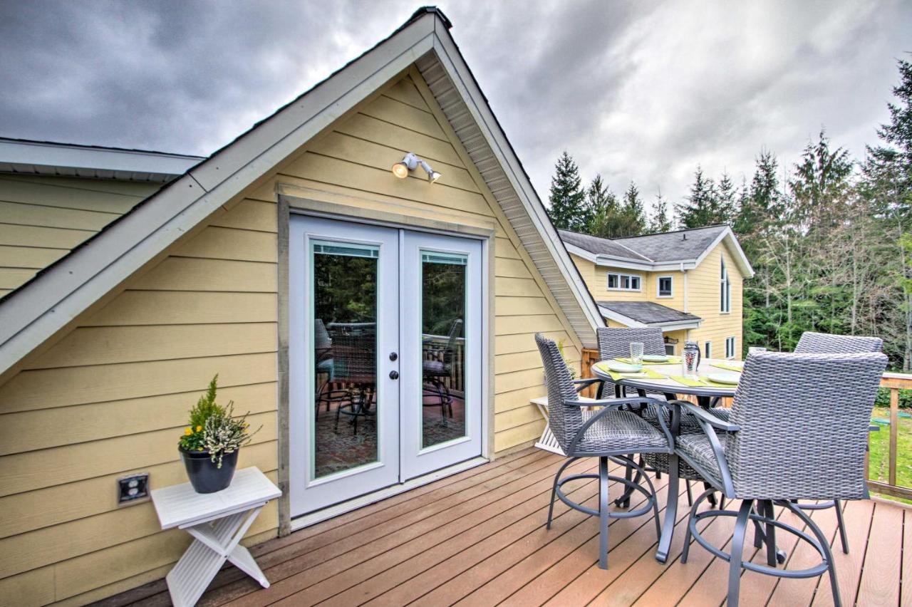 Charming Port Angeles Studio With Deck And Views! Apartman Kültér fotó